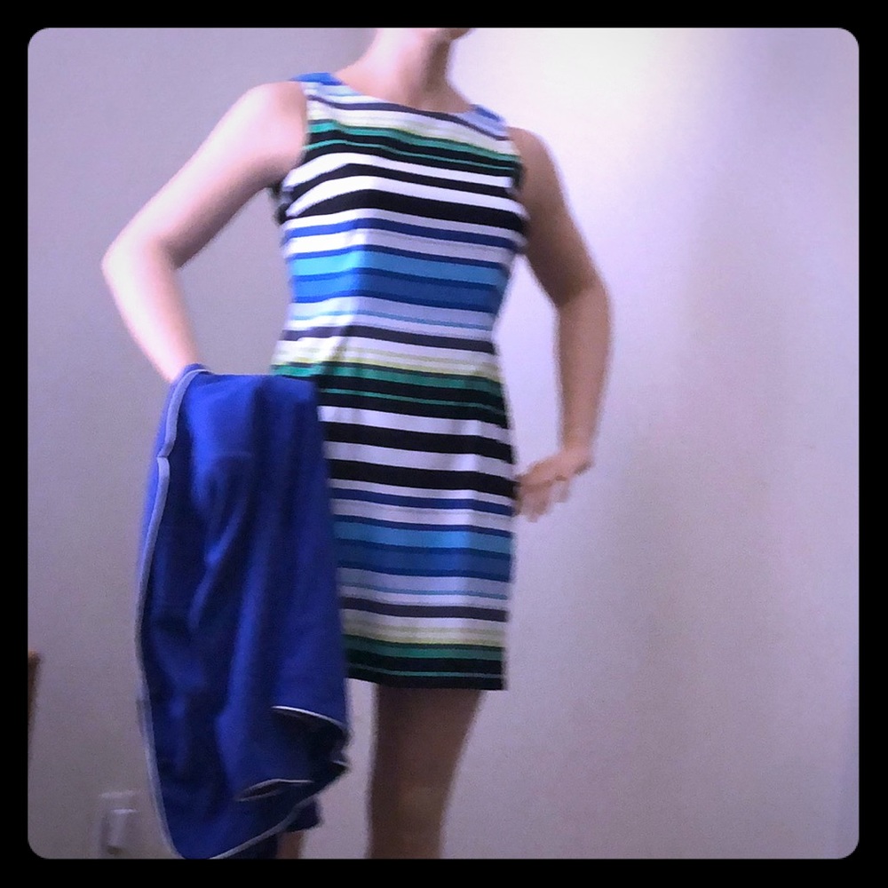 A summer office dress. Bold and comfortable!